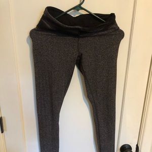 Lululemon Grey Herringbone Wunder Under